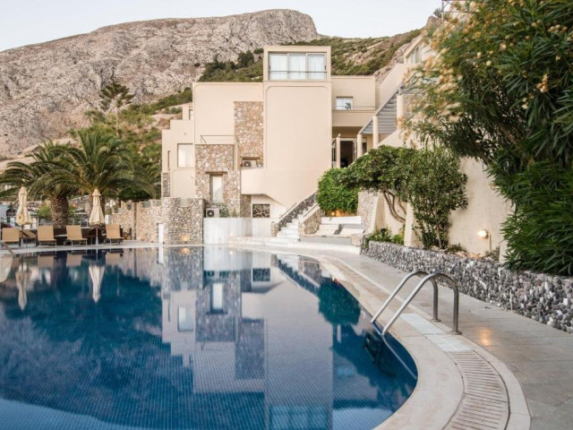 Antinea Suites and Spa Hotel 4*