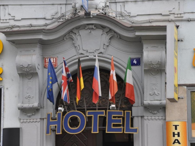Hotel City Centre 3*