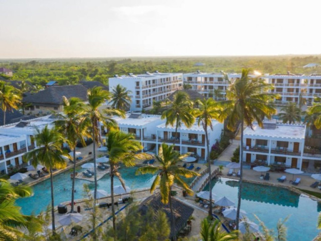 Paradise Beach Resort 4*
