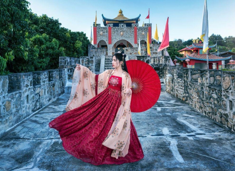 Китайска Приказка от Пекин до Шанхай